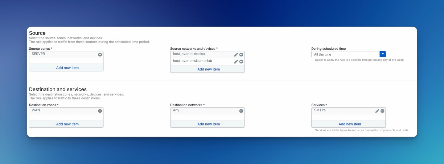 Regola del firewall di Sophos Firewall con Source, Destination e services